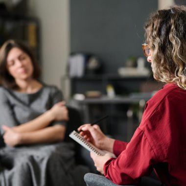 Cum poți construi o relație de încredere cu terapeutul tău?