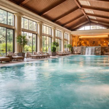 Există piscină interioară încălzită la Xanadu Belek pentru sezonul rece?