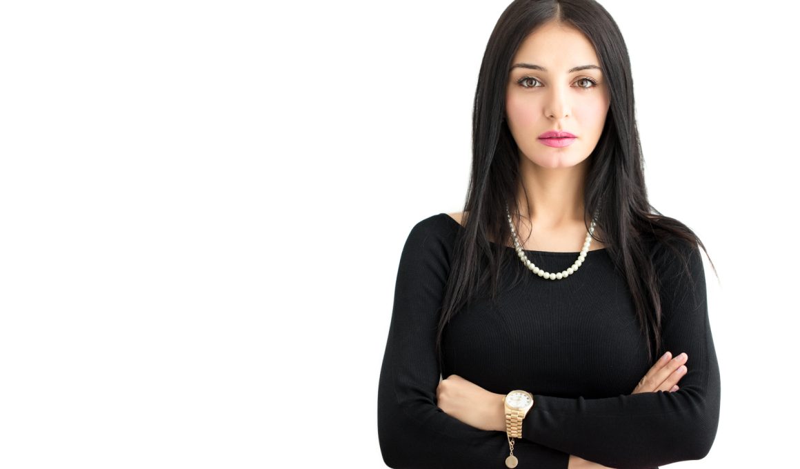 Vanessa Youness - O Viață Dedicată Medicinei și Comunității